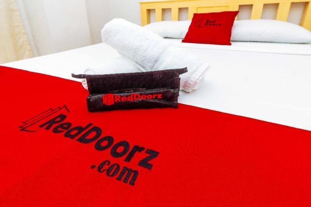 Reddoorz Near Cebu Metropolitan Cathedral Hotell Exteriör bild