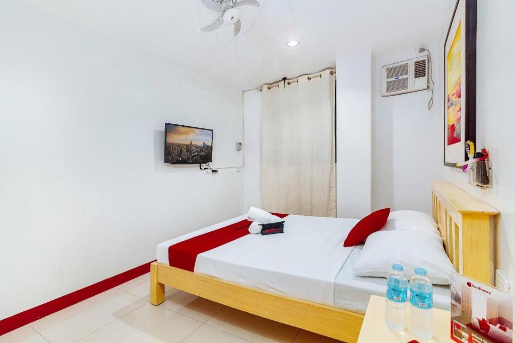 Reddoorz Near Cebu Metropolitan Cathedral Hotell Exteriör bild